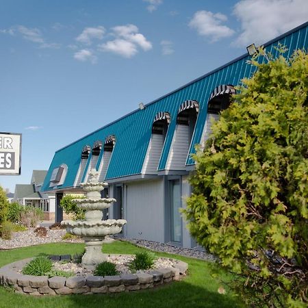 Spencer Inn & Suites Εξωτερικό φωτογραφία
