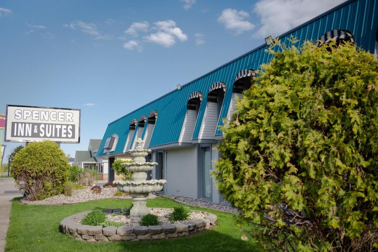 Spencer Inn & Suites Εξωτερικό φωτογραφία